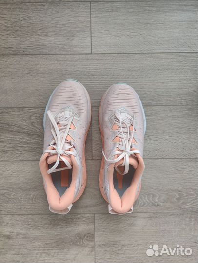 Кроссовки Hoka Gaviota 3 размер 38 (7.5B)