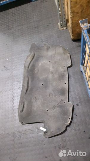 Обшивка капота Suzuki SX4, 2006