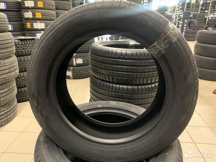 Kumho Ecsta HS52 185/50 R16 81