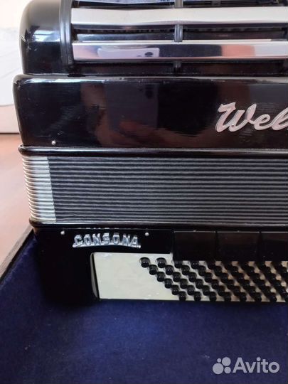 Аккордеон Weltmeister Consona 7/8