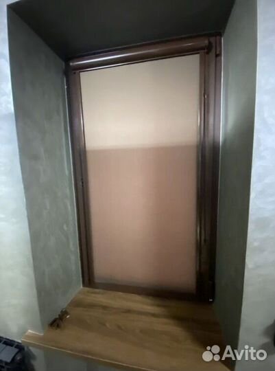 Рулонные шторы в коричневом коробе B1375