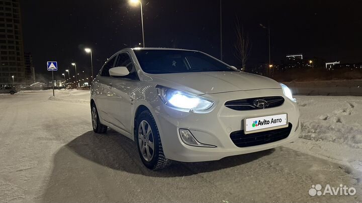 Hyundai Solaris 1.6 AT, 2012, 324 800 км