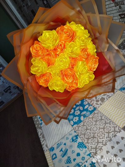 Букет из атласных лент