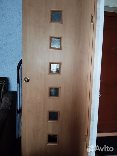 Дверь межкомнатная и дверь в ванную