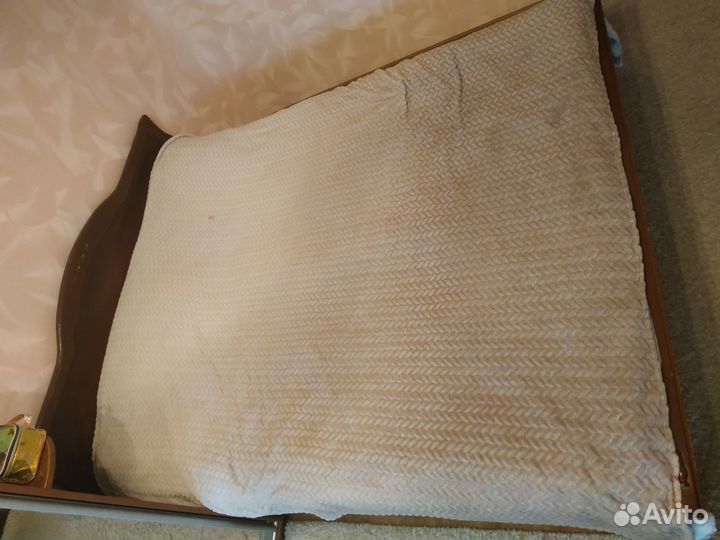 Кровать двухспальная с матрасом 180 200 бу