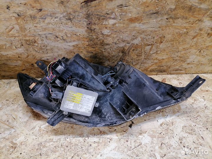 Комплект фар Mitsubishi Outlander XL дорест ксенон