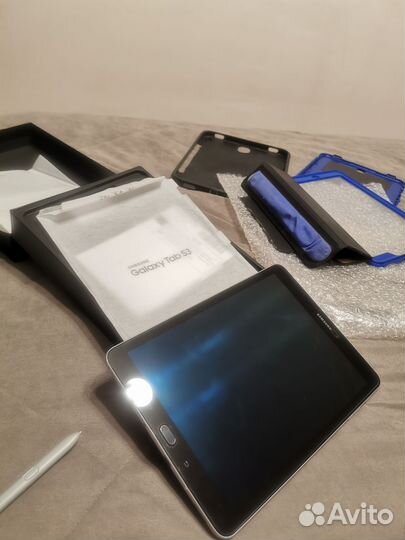 Samsung galaxy tab s3 sm-t820