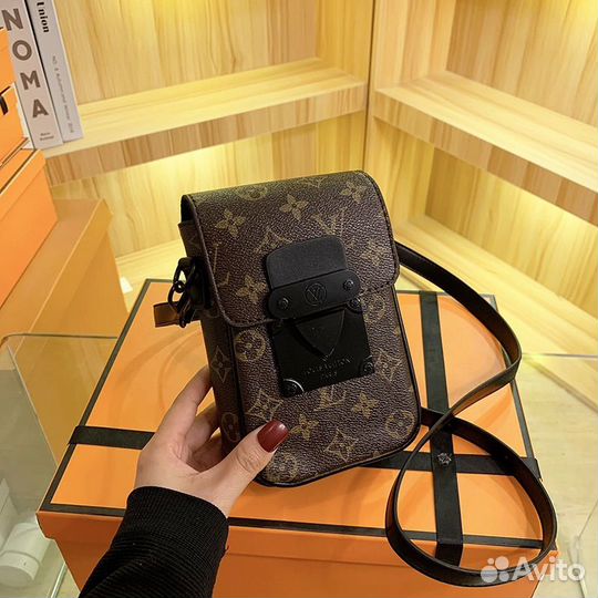 Сумка Louis Vuitton через плечо новая