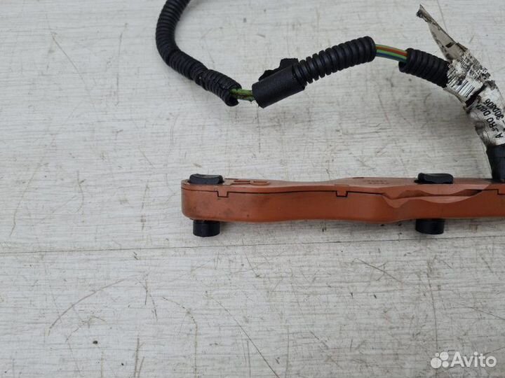 Провод свечей накала правый Land Rover Discovery 4