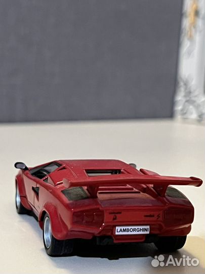 Модель автомобиля lamborghini