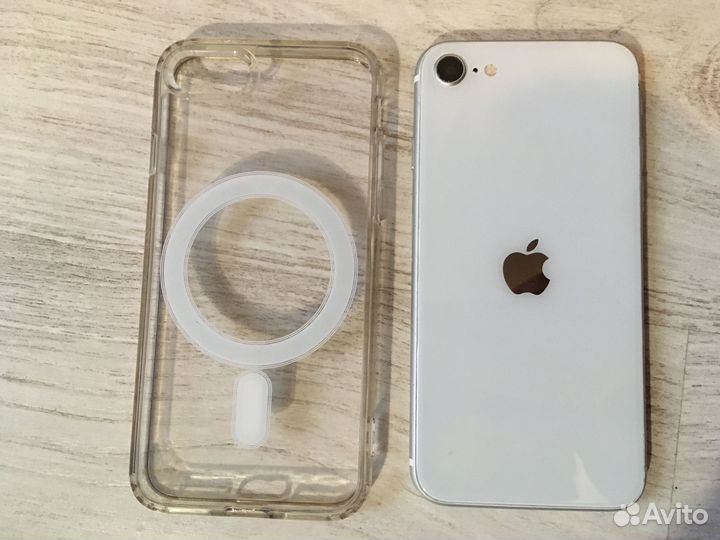 iPhone SE (2020), 64 ГБ