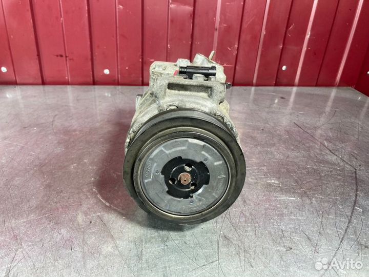 Компрессор кондиционера Mercedes C-Class W203