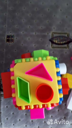 Кубик сортер