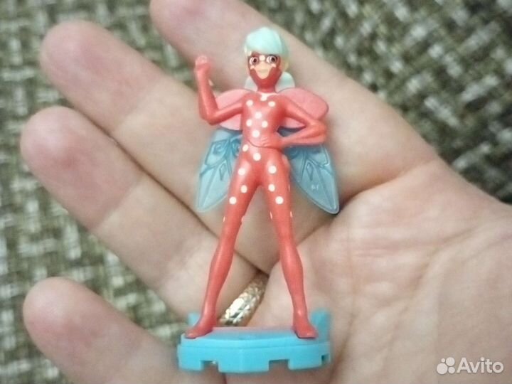 Фигурка леди баг