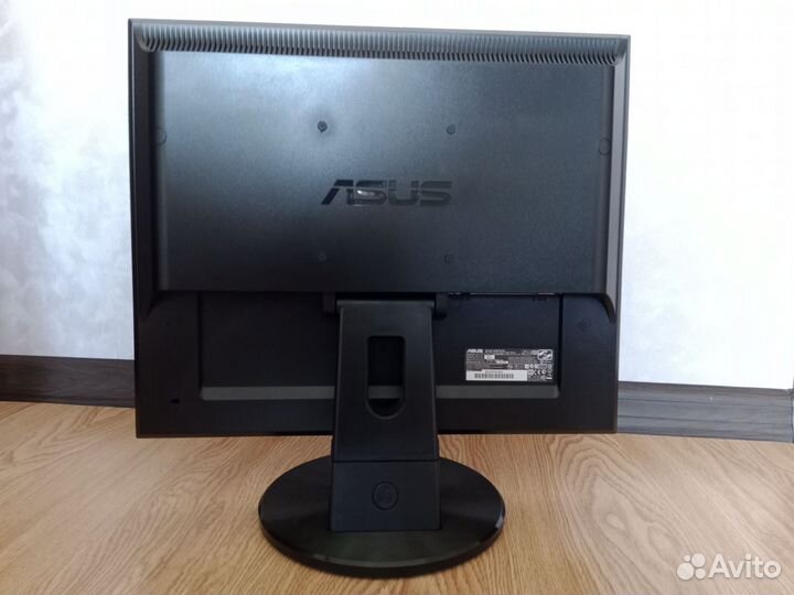 Монитор Asus