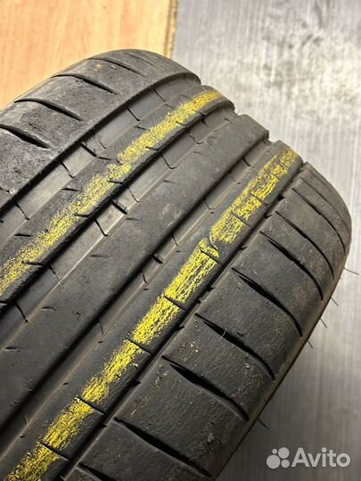 Michelin Pilot Sport 4 S 265/40 R19 102Y