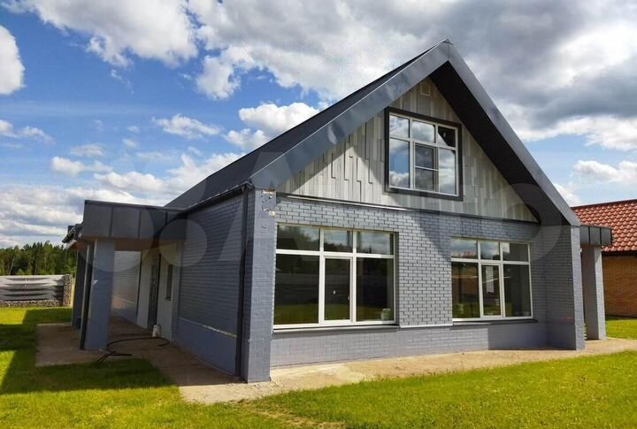 Дом 190 м² на участке 9 сот.