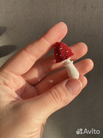 Вязаный кулон 