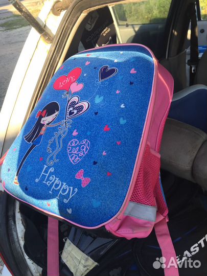 Школьный ранец