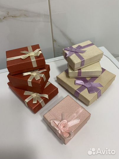 Коробки подарочные