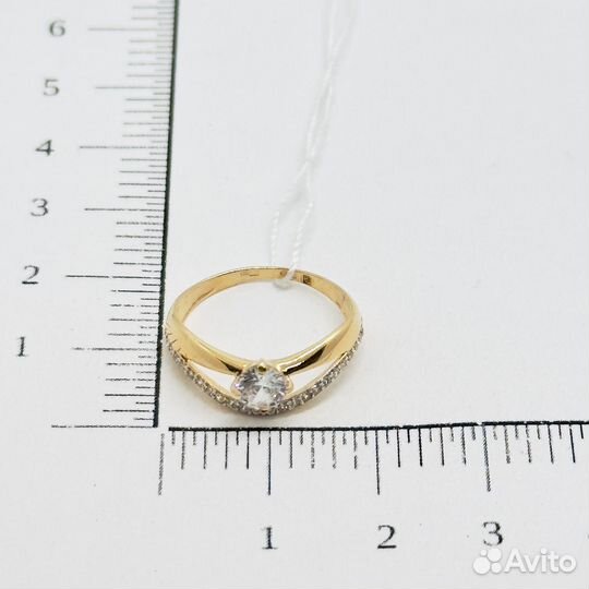 Золотое кольцо с фианитом 16,5р