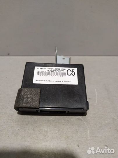 Блок иммобилайзера Toyota Corolla 2011