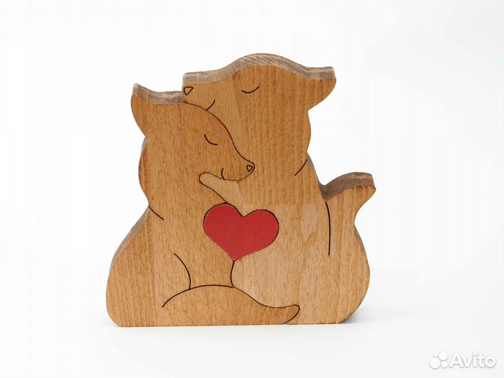 Фигурки из дерева Лисички