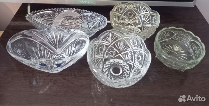 Набор хрустальных ваз