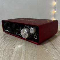 Focusrite scarlet 2i2