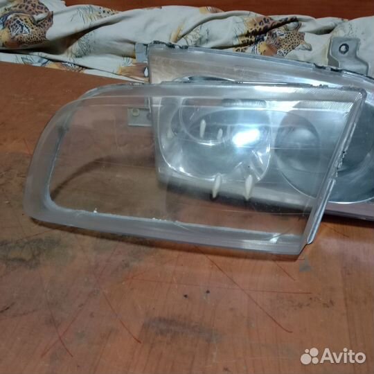 Фара hyundai trajet под корректор