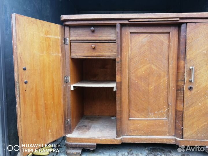 Старинный буфет