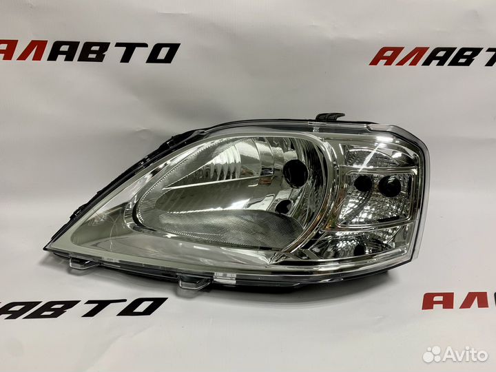 Фара передняя Лада Largus Ларгус