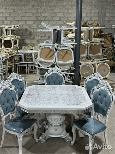 Кухонный стол. Доставка по всей России