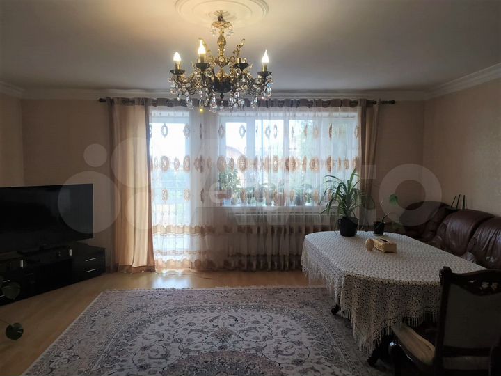 4-к. квартира, 120 м², 3/9 эт.