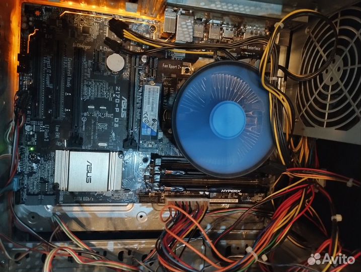 Материнская плата с процессором и памятью