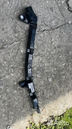 Элементы крепления заднего бампера Talisman