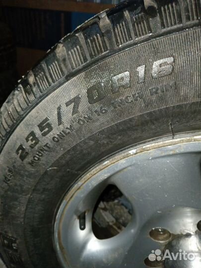 Зимние колеса 235 70 16