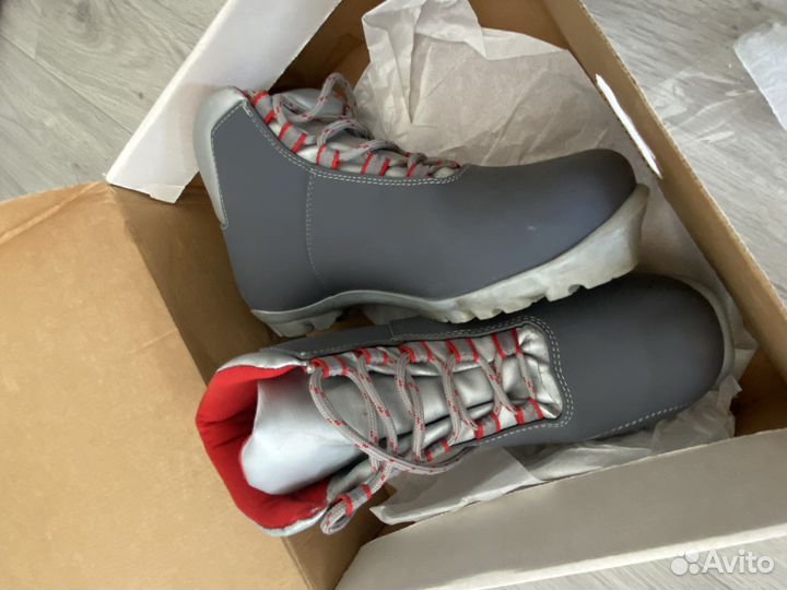 Беговые лыжи