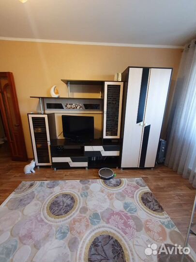 Стенка в гостиную бу