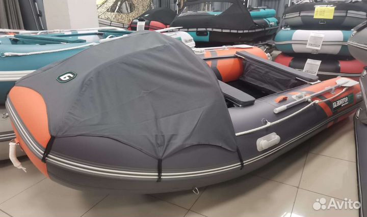 Лодка Gladiator E 380 Pro серо-оранжевый