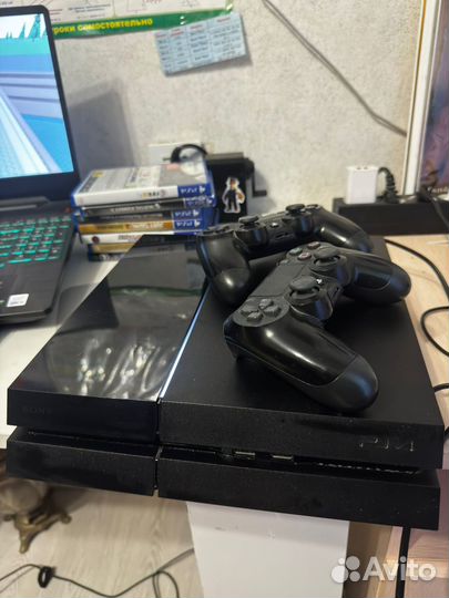 Sony playstation 4