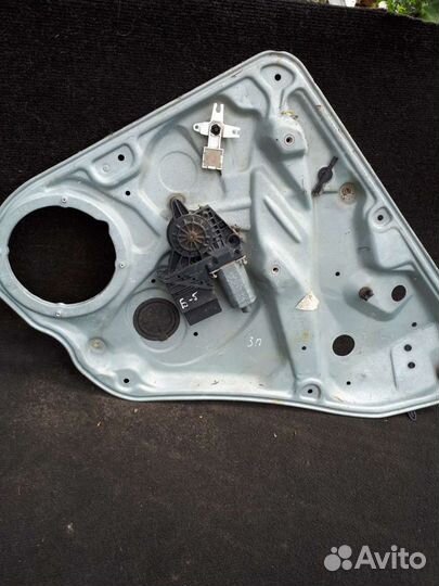 Стеклоподъемник Volkswagen Passat B5