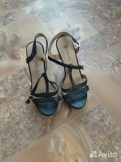 Босоножки 38 размер