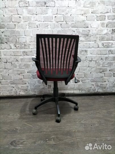 Компьютерное кресло