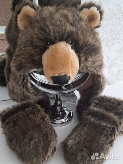 Шапка мишка с рукавами - варежки новая