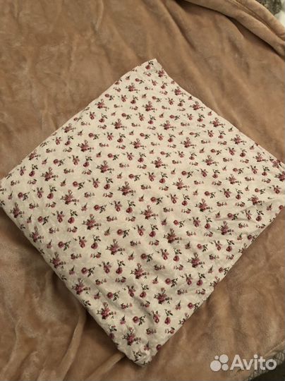 Простынь на резинке