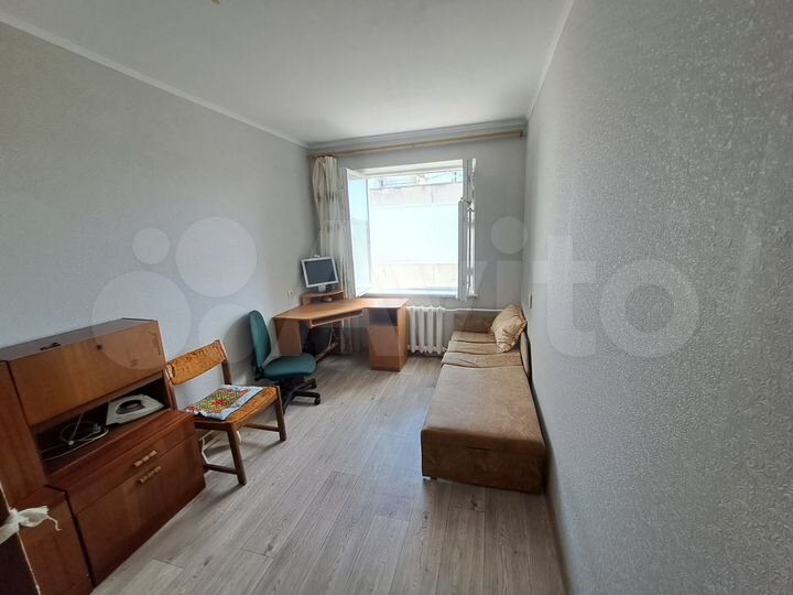 2-к. квартира, 50 м², 9/9 эт.