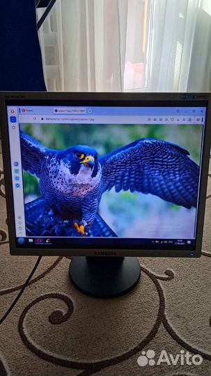 Монитор Samsung 943N