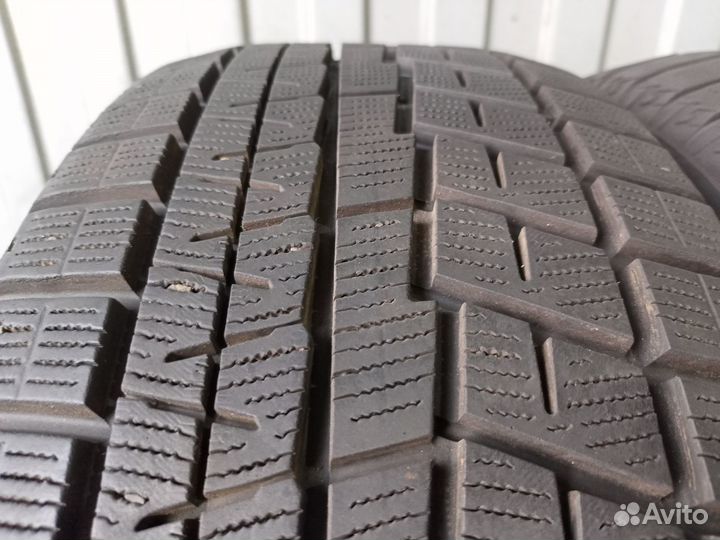 Yokohama Ice Guard IG60 215/50 R17