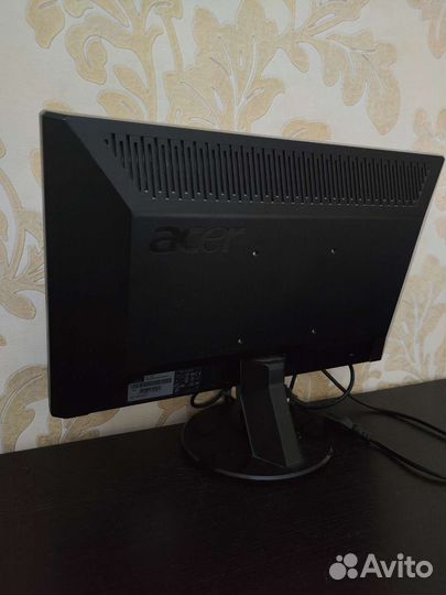 Монитор Acer P205H